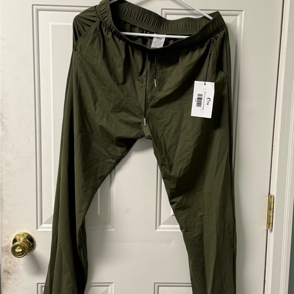 Zitis Olive Green Everywhere  Pants